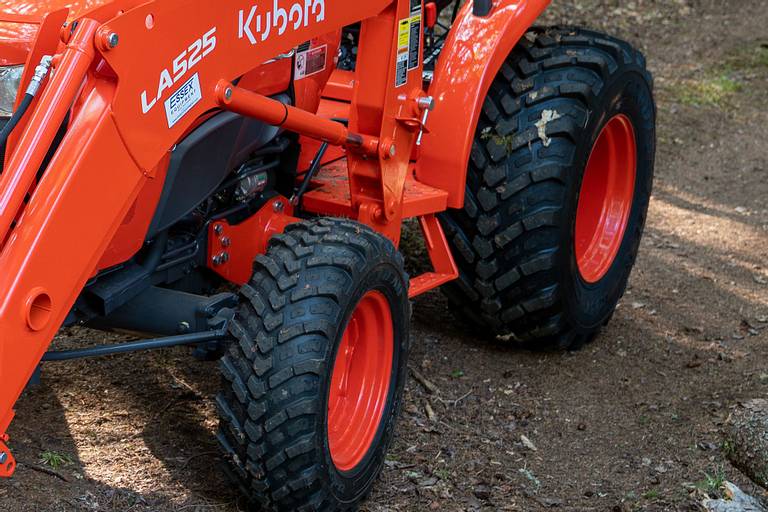 R14 Loaded Tires