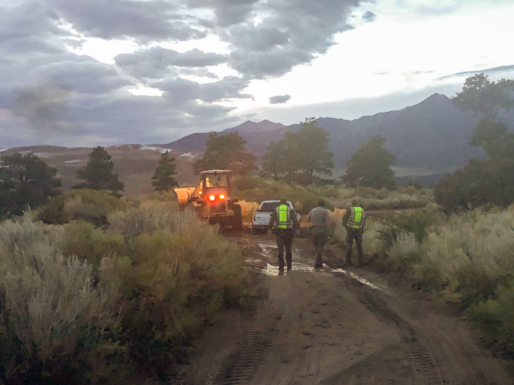 Medano Pass Primitive Road: Off-Roading Goes Wrong!