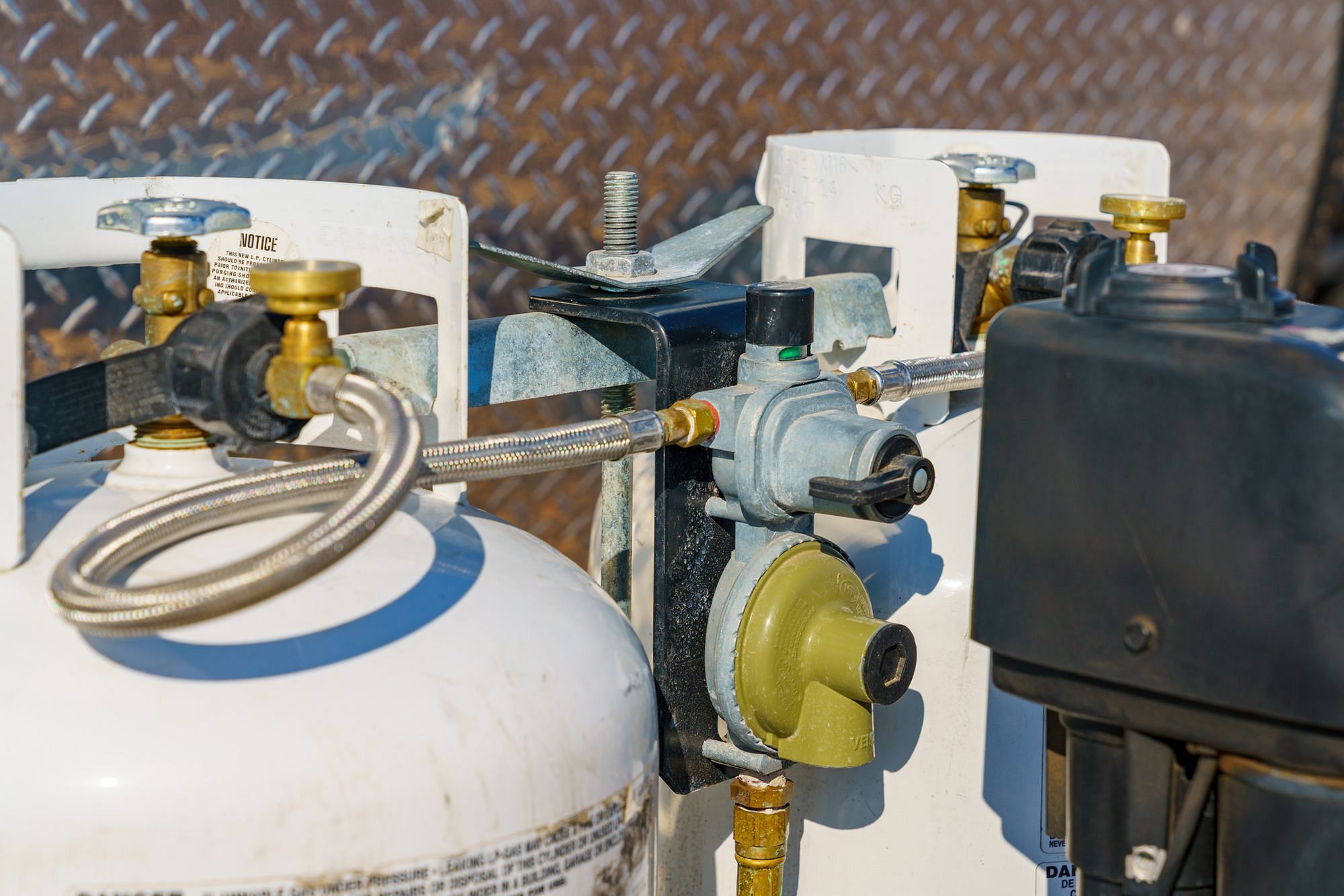 How to Replace My Propane Regulator